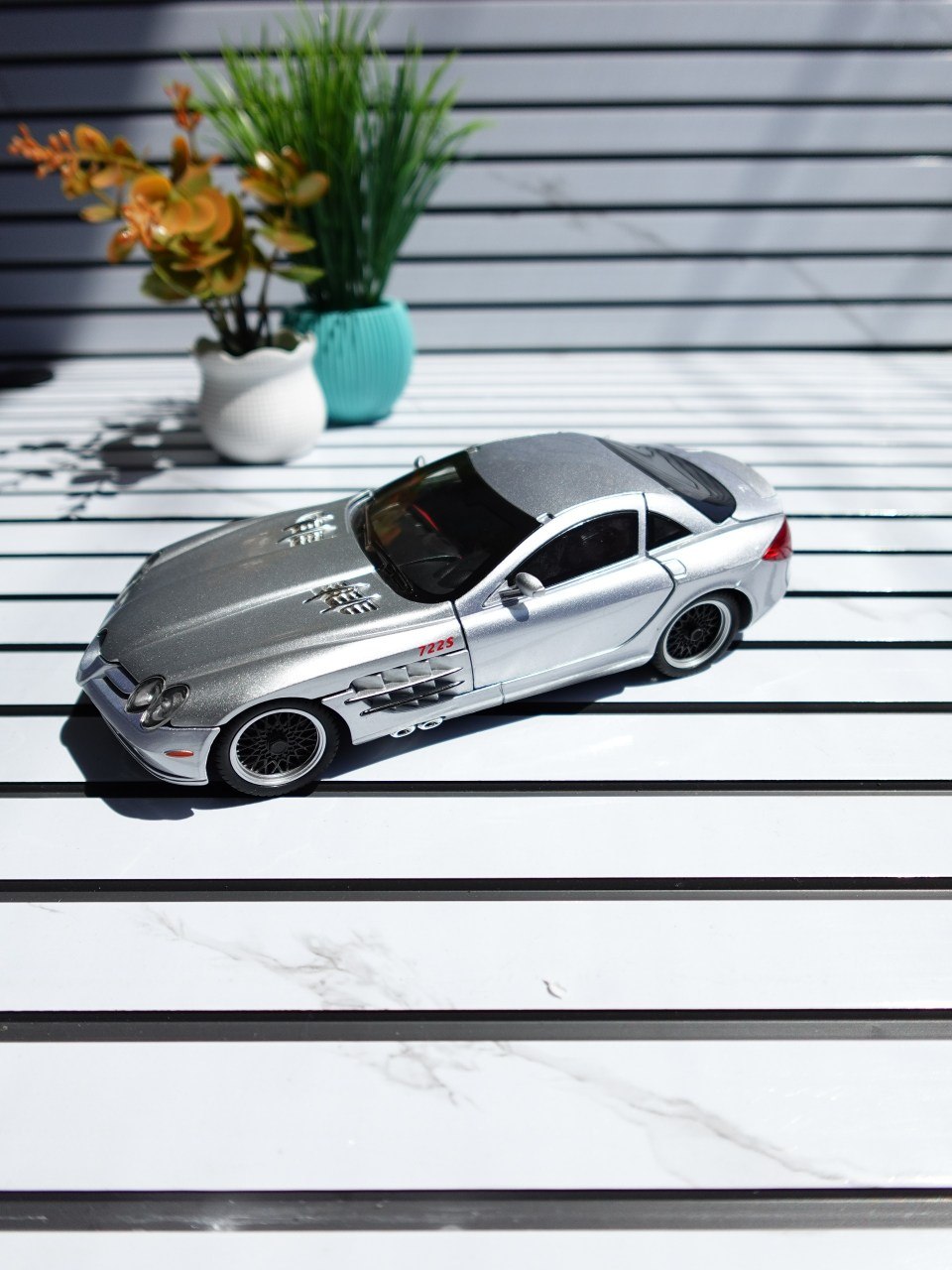 Mercedes Benz